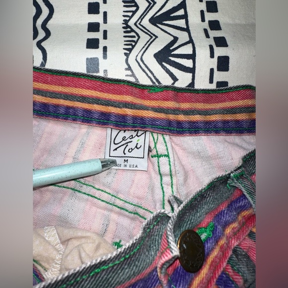 Vintage C’est Toi Faded Multi Colour Striped Jean Shorts M Cotton Made In USA - Picture 6 of 8